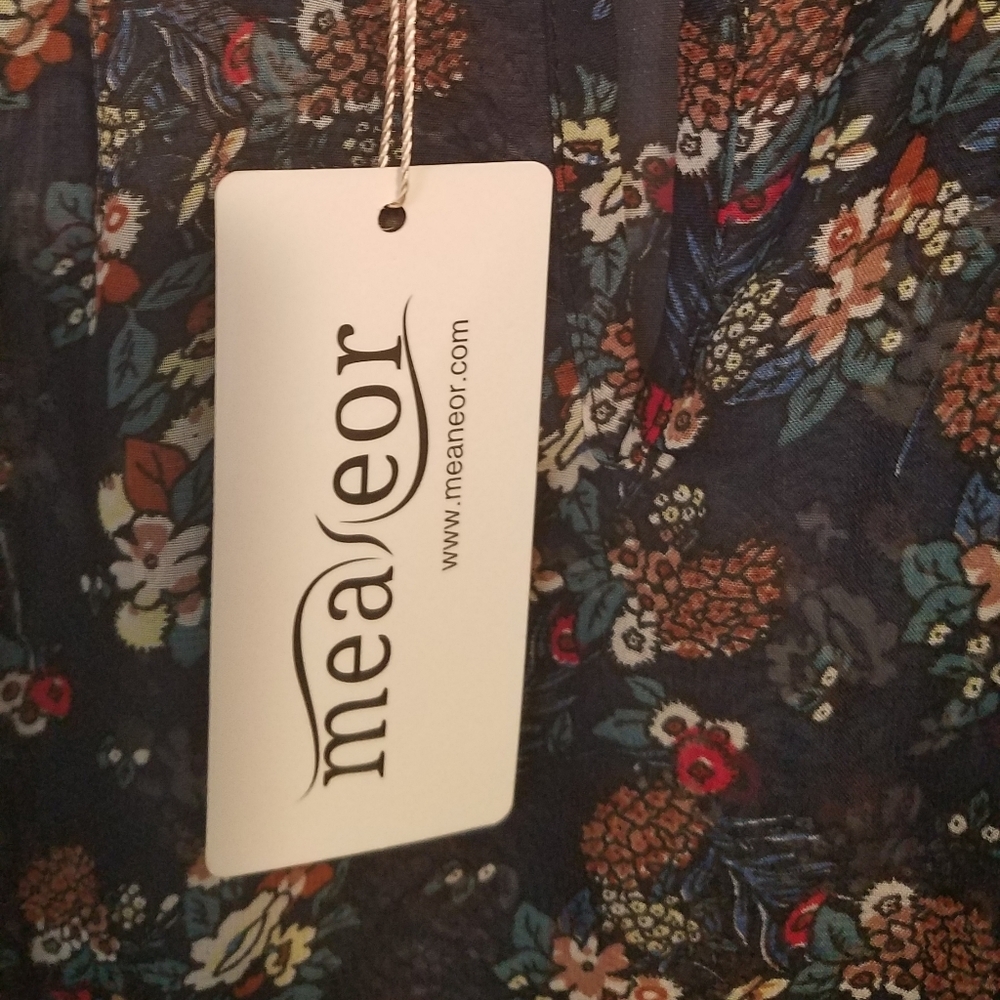 NWT Meaneor Sheer Blouse (A6) - Picture 4 of 4